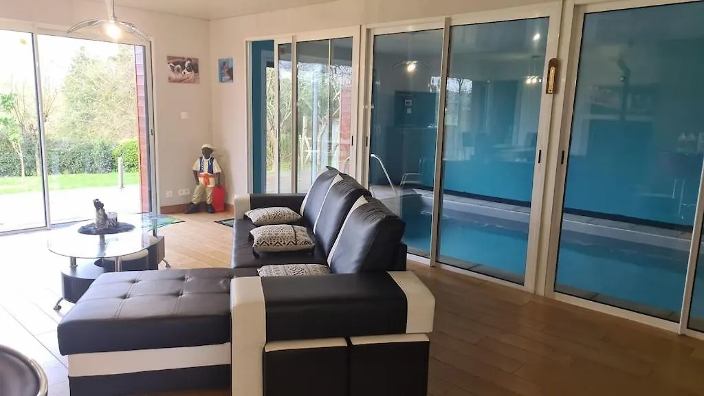 Holiday home Gite Avec Piscine Interieure Villa Plesidy France